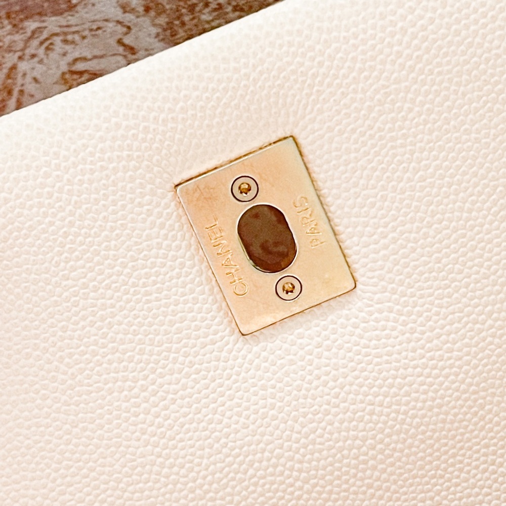 Chanel Caviar Quilted Medium Coco Handle Flap Bag - Picture 9 of 15